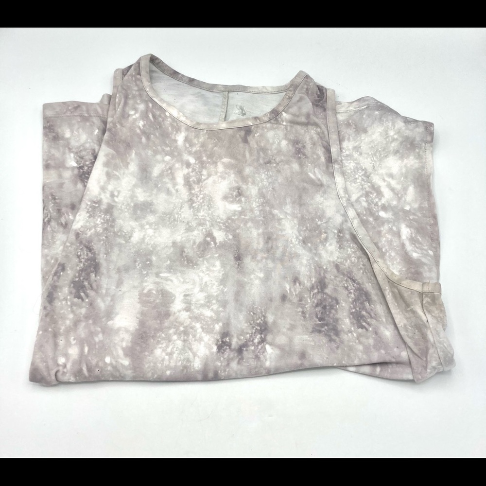 Full length gray tank